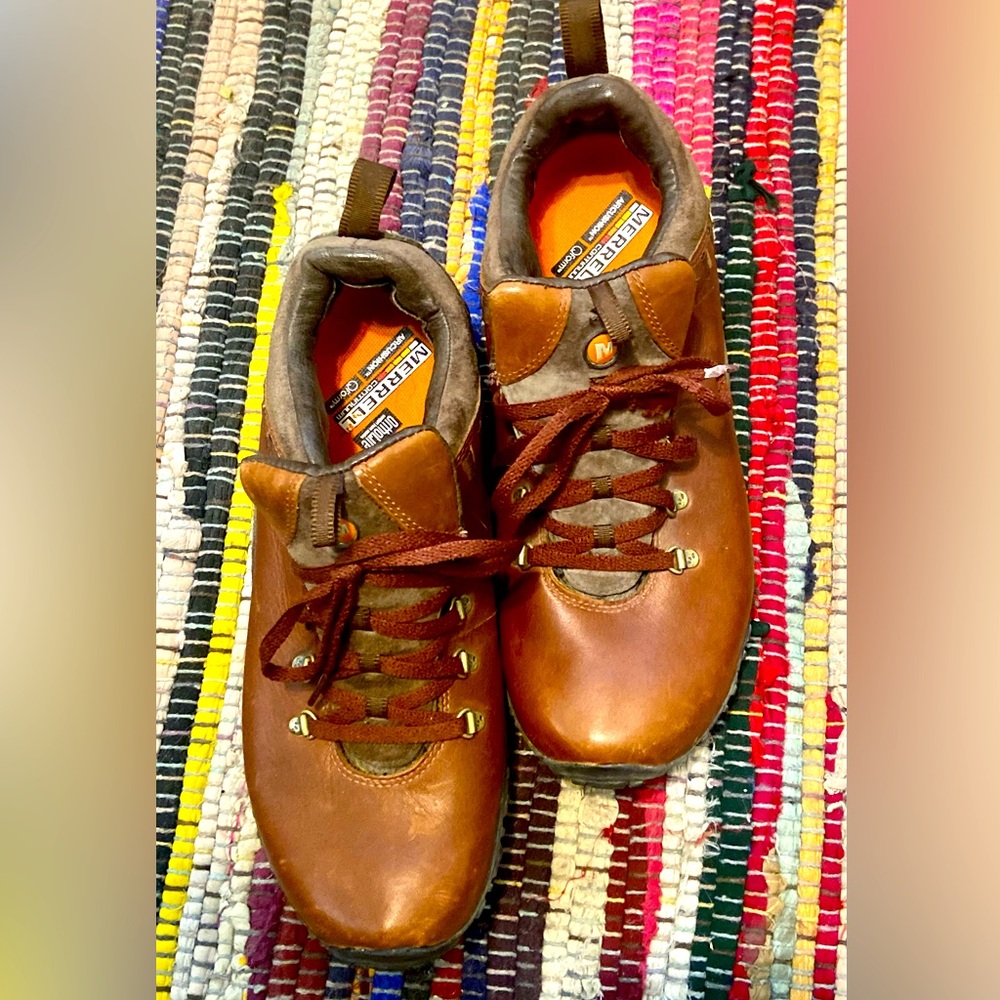 Merrell Women’s Leather Hiking Boots - 9